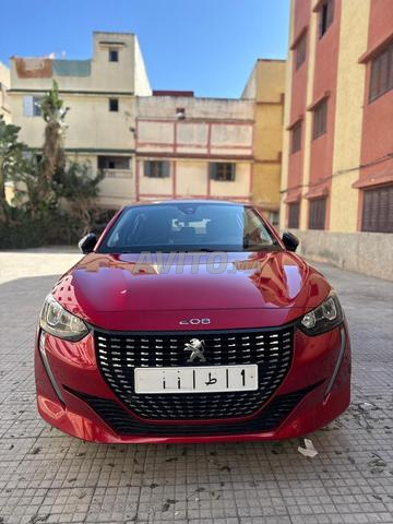 Peugeot 208 Diesel Automatique 2024 à Rabat
