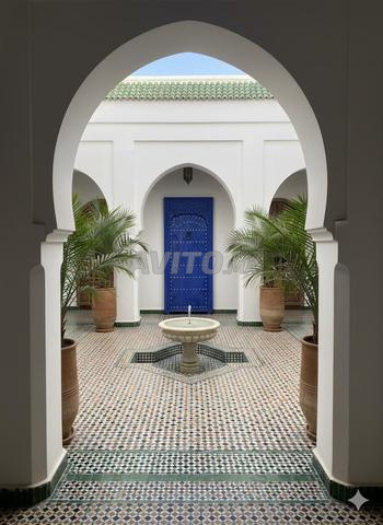 باب خشبي منحوت يدويًا - توصيل إلى جميع الأنحاء - 2