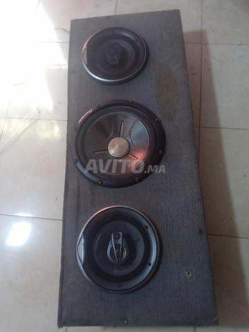 À vendre table arrière des baffes