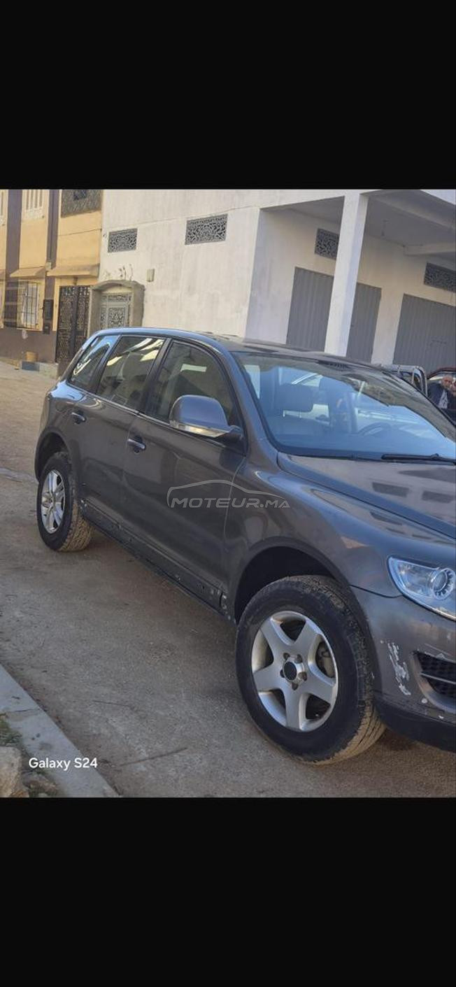 Volkswagen Touareg Diesel Automatique 2010 à Salé