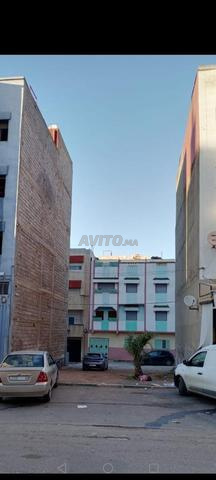 R3 Terrain commercial deux façades à Temara, superficie 121mètres