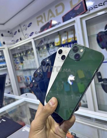 iPhone 13 normal 256/88 état original