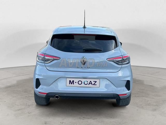 Renault Clio Diesel Manuelle 2024 à Casablanca