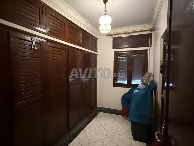 Villa 570 m² – 3 niveaux – Val Fleuri