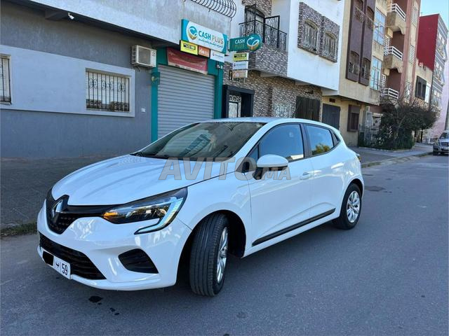 Renault Clio 5 très bon état 2021