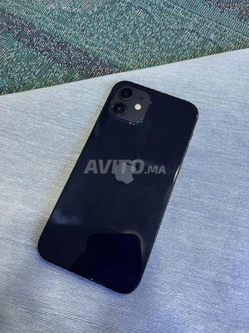 iPhone 12 64G Etat neuf