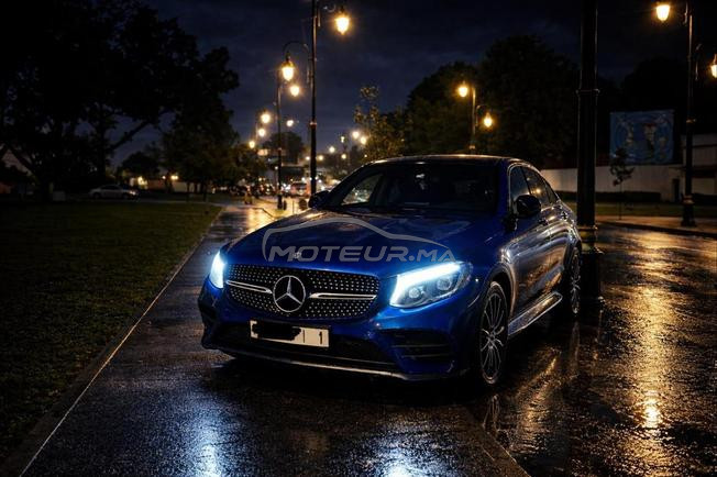 Mercedes-Benz 220 Diesel Automatique 2020 à Salé