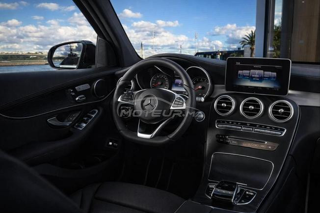 Mercedes-Benz 220 Diesel Automatique 2020 à Salé