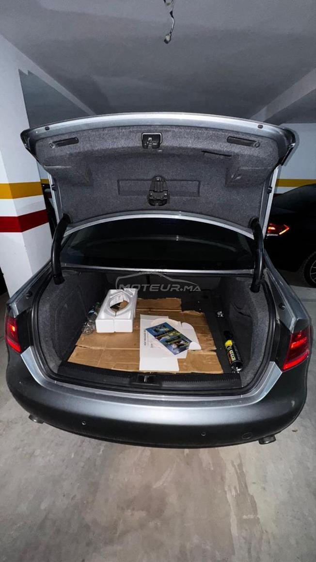 Audi A4 S line 3.0 V6 TDI à Rabat