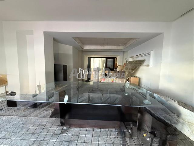 Local Commercial à Vendre Hassan