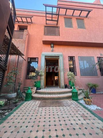 Vente Villa 8 pièces de 230 m2 à Marrakech