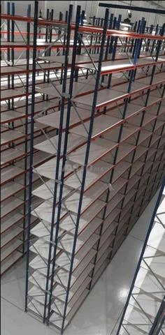 Rayonnage modulable et résistant