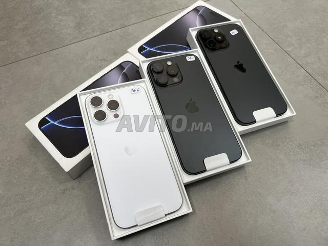 PRESQE NEUF IPHONE 16 PRO MAX 256GB / LBI3 FMA7AL