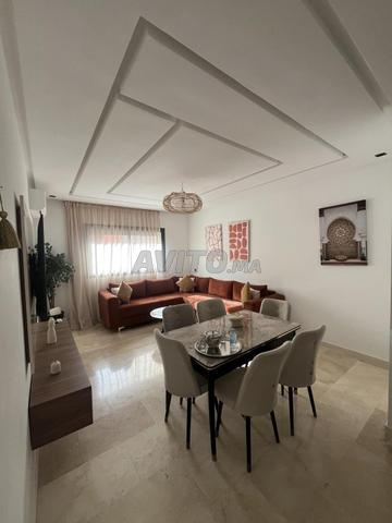 Appartement moderne avec piscine