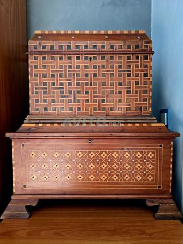 2 Coffrets artisanaux en bois de thuya