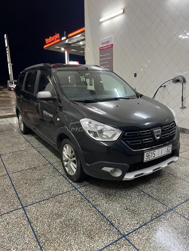 Dacia Lodgy Diesel Manuelle 2023 à Azilal