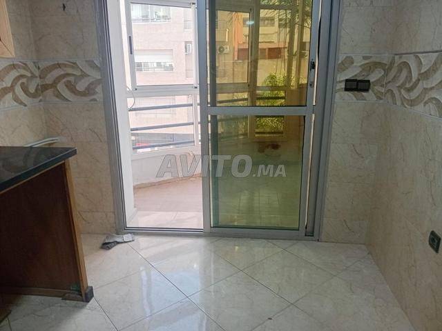 Appartement à louer 140 m à Casablanca - image 4