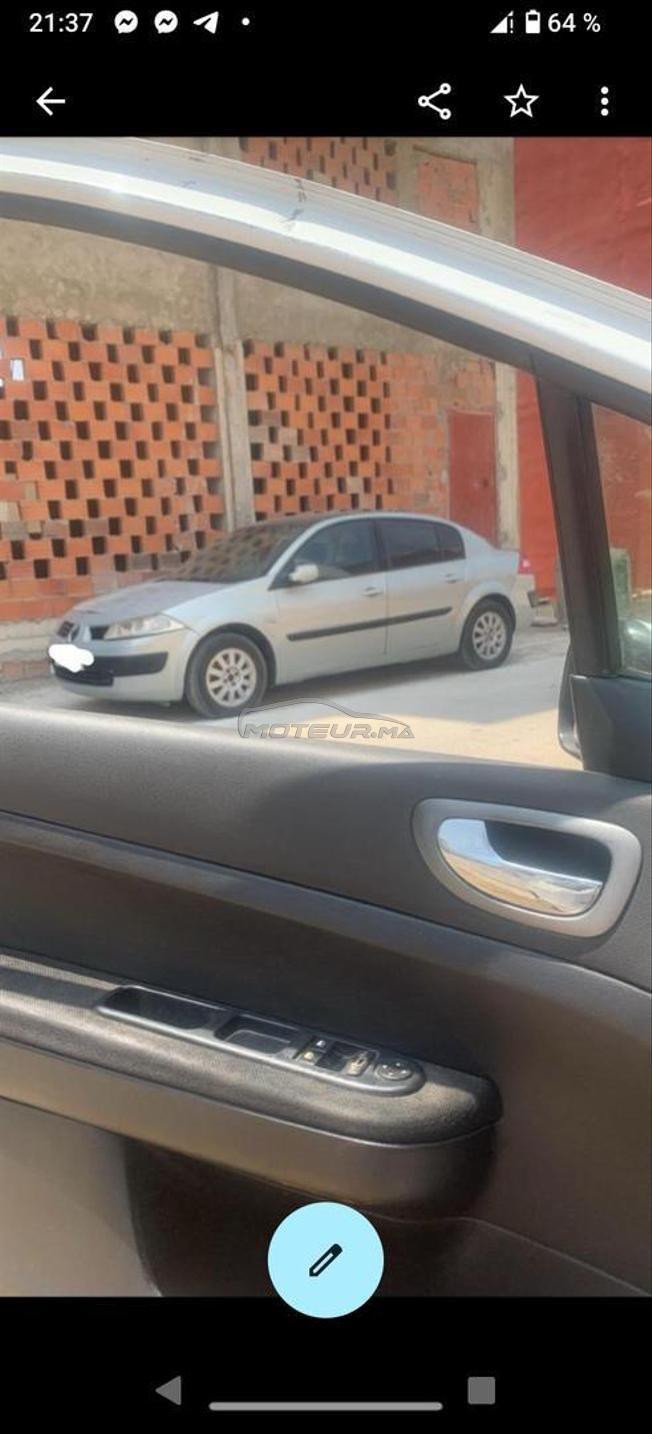 Renault Megane Essence Manuelle 2004 à Tanger
