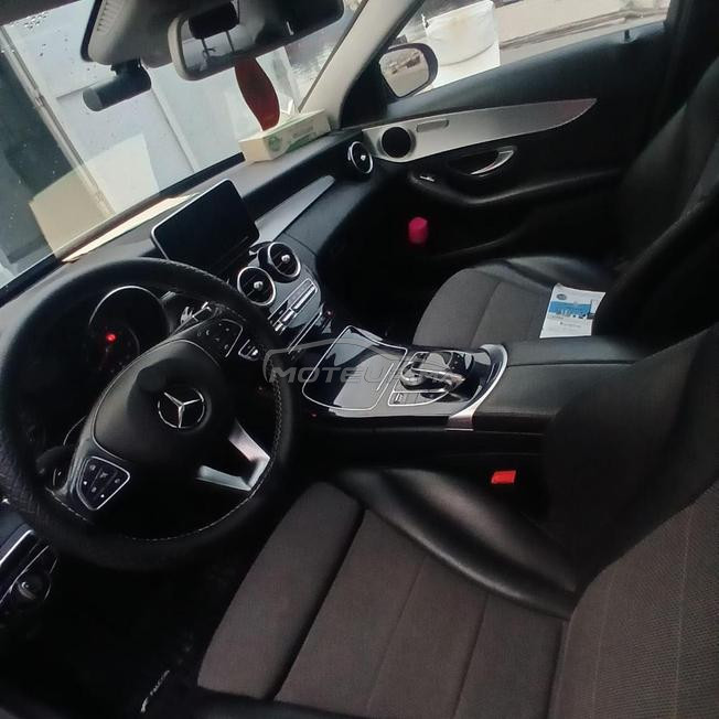  Mercedes classe C en bonne état