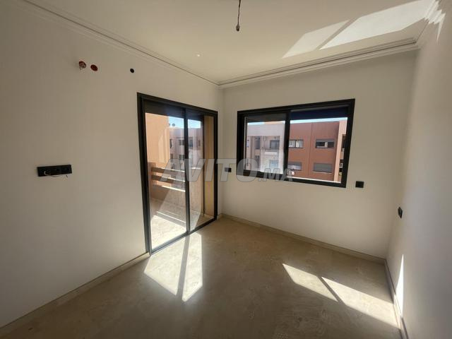 Appartement vide résidence avec piscine