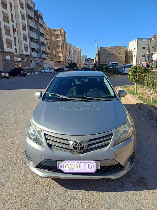 TOYOTA AVENSIS 