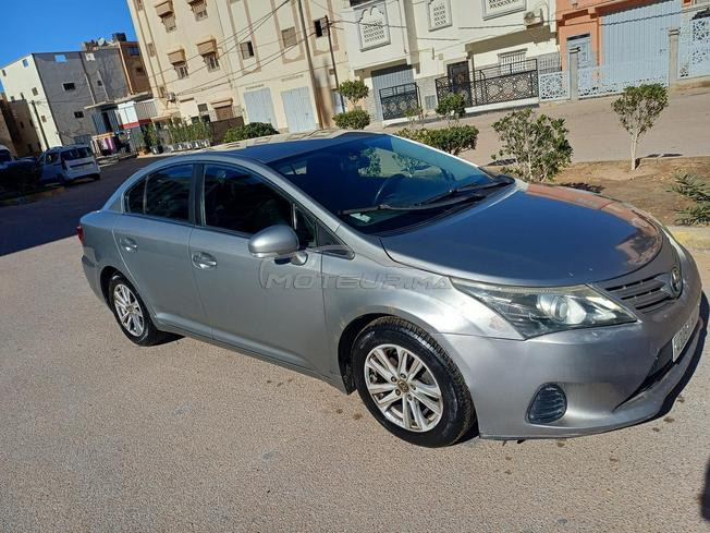 TOYOTA AVENSIS 