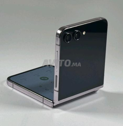 Samsung Galaxy Z Flip5