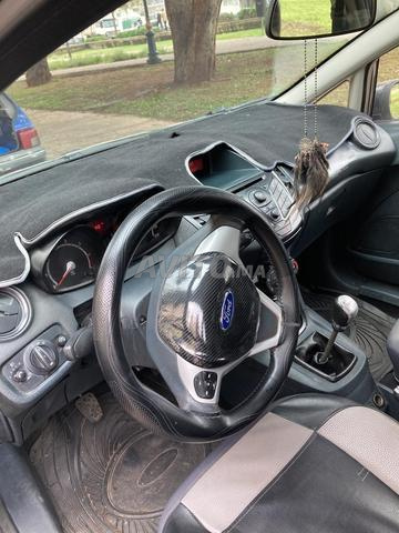 Voiture propre, bienvenue à l'acheteur - 2