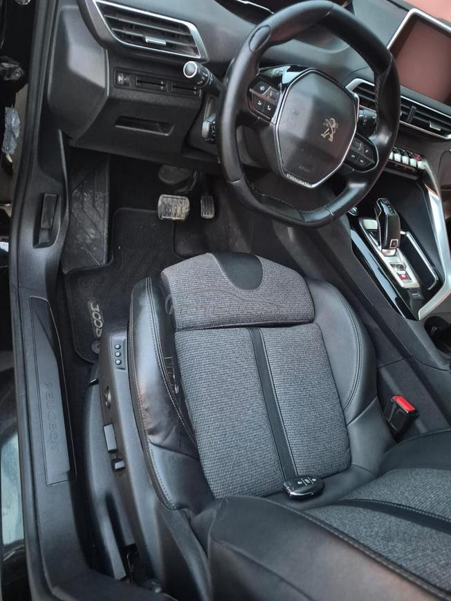 Peugeot 3008  modèle 10/2019 