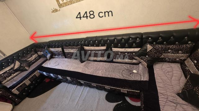 Je mets en vente des canapés d'occasion propres et confortables en bon état