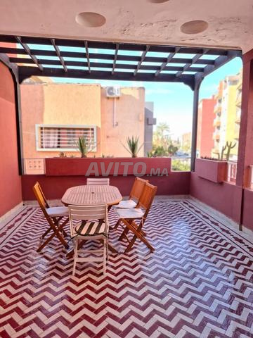 Spacieux étage de villa 3 ch pour la vendre