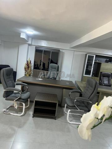 Bureau importé de luxe, digne de l'image de votre entreprise