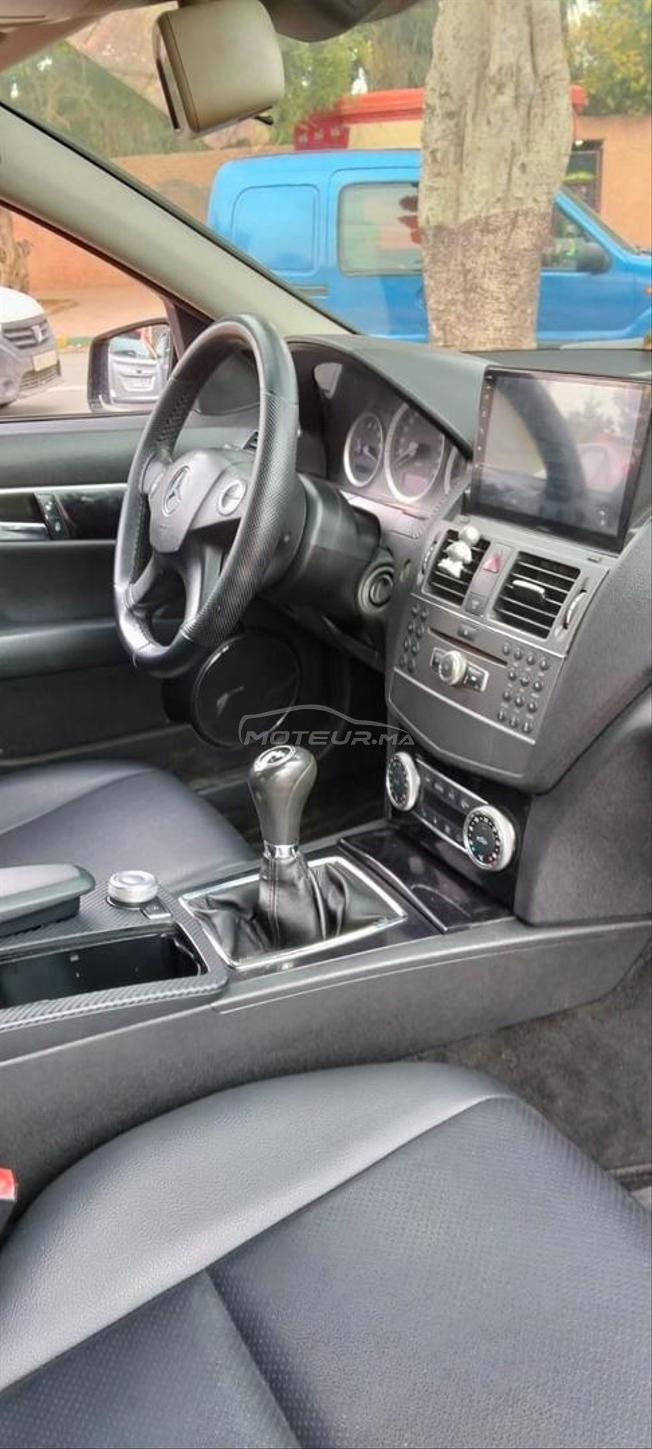 Mercedes-Benz 200 Diesel Manuelle 2010 à Nador
