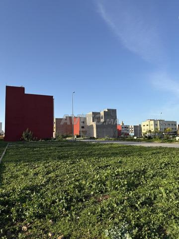 Terrain à vendre dans une zone urbaine