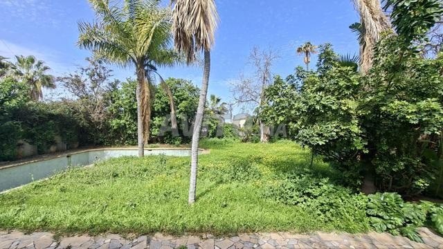 Villa 2108 m² à retaper plein sud calme - 2