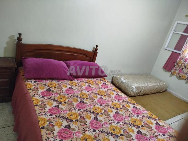 للمتدربين بالقرب من مقهى La Ruche - 2