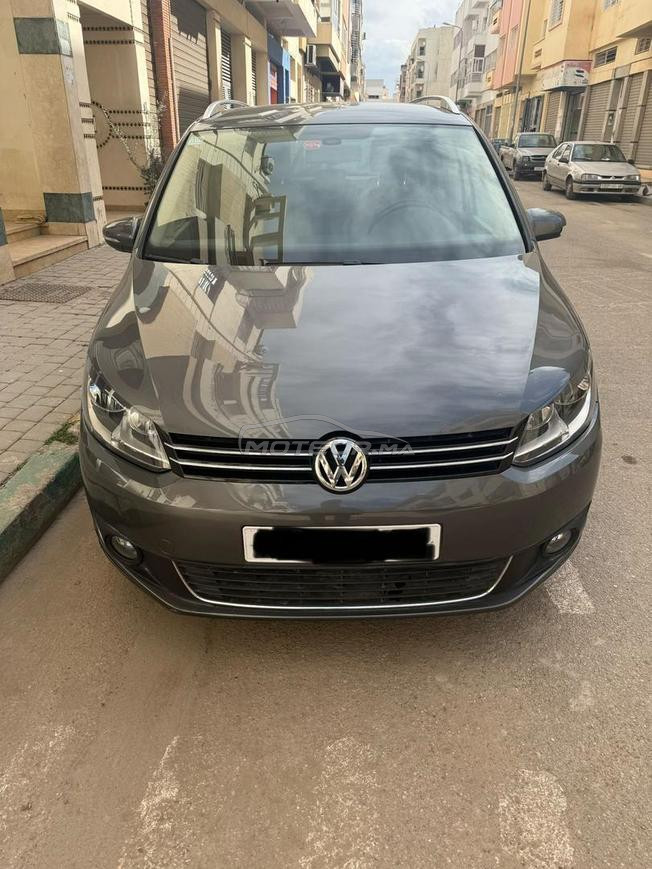 Volkswagen Touran 1.6 Diesel Manuelle 2014 à Fès