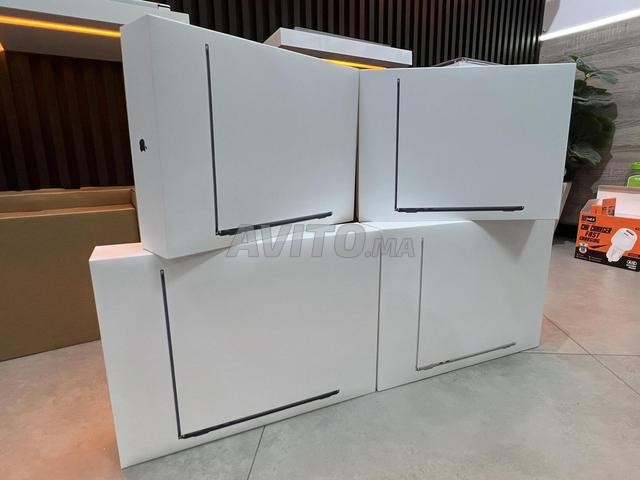 Neuf Macbook Air 15 M4 16RAM 256GB / MA7AL