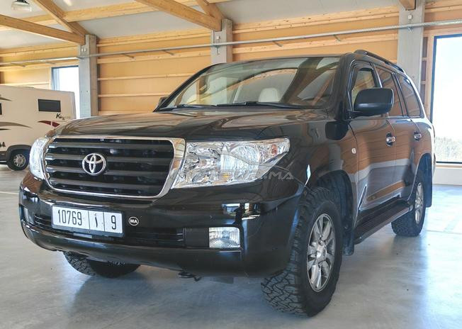 Toyota Landcruiser V8