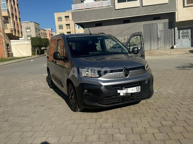 Citroën Berlingo Diesel Manuelle 2024 à Kénitra
