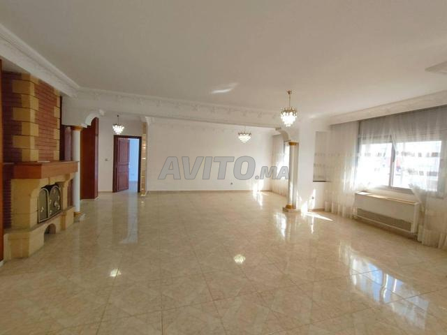 Appartement à louer 210 m² Racine - 2