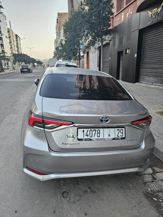 Toyota corolla hybrid 