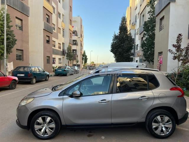 Voiture en bon état, propre, 7 chevaux, عامر, diesel, pour ceux qui sont intéressés, contactez