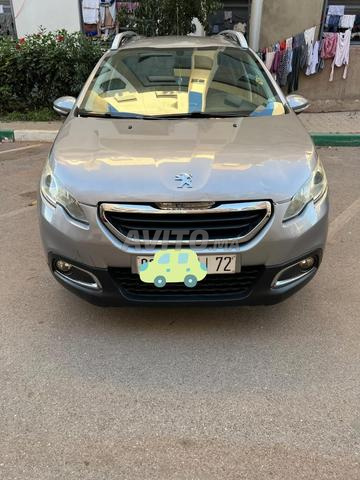 Voiture en bon état, propre, 7 chevaux, عامر, diesel, pour ceux qui sont intéressés, contactez - 2