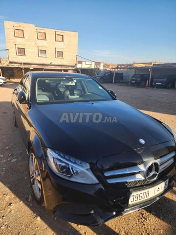 Mercedes-Benz 220 Diesel Automatique 2014 à Oujda