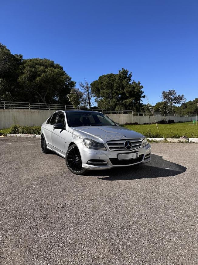 Mercedes Classe C  Automatique 2011 dédouanée 2014