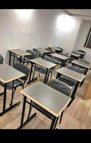 Table individuelle/siège scolaire/vestiaire