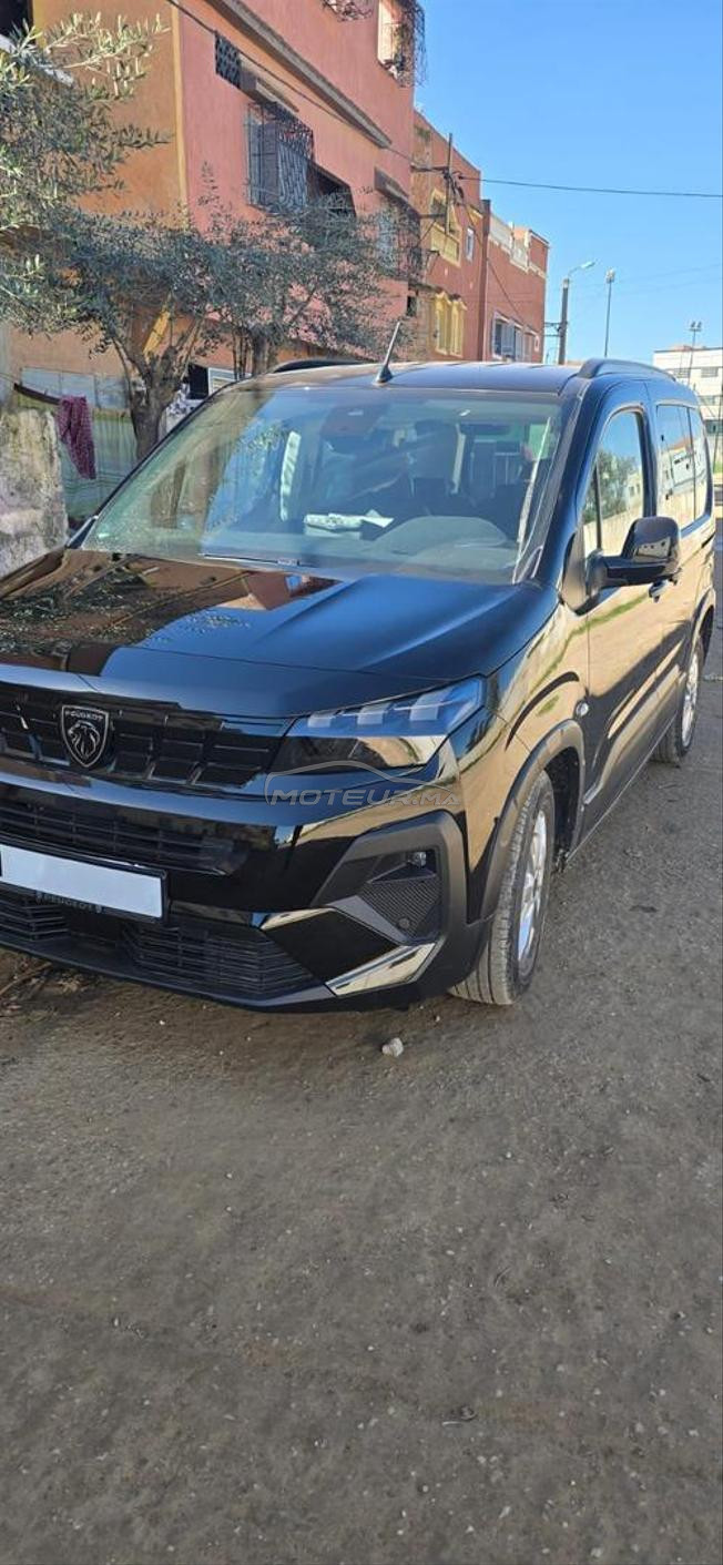 Peugeot Rifter Diesel Manuelle 2025 à Sidi Slimane