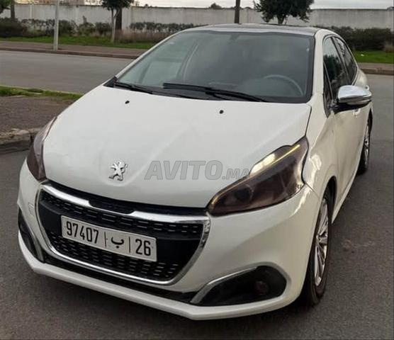 Peugeot 208 full Option Diesel 2020