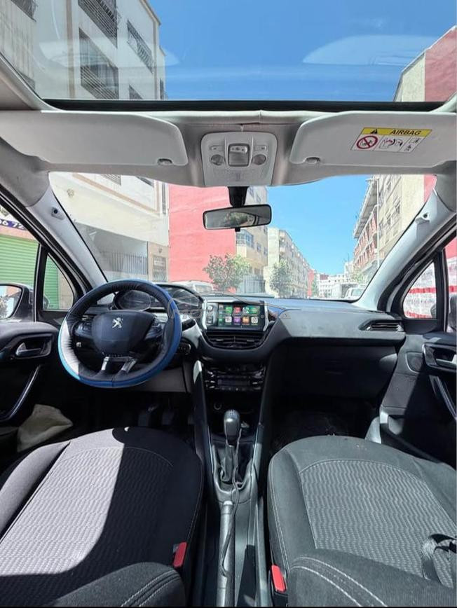 Peugeot 208 full Option Diesel 2020
